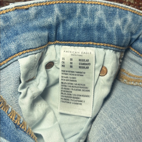 American Eagle Super high rise flare light wash distressed jeans Womens 00 - Picture 8 of 12